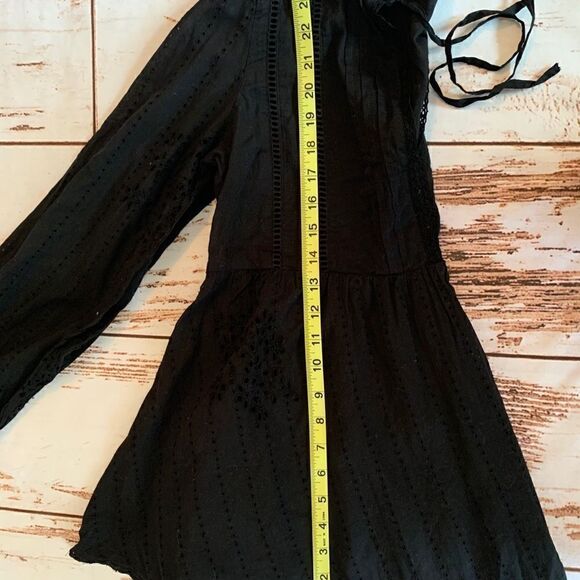 Urban Outfitter black top. NWOT medium - Picture 9 of 11